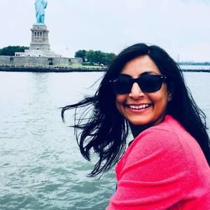 Meet your Posher, Noureen